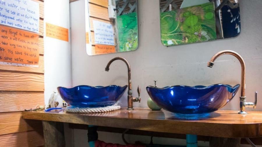 Peacock Hostel Ko Lanta Екстериор снимка