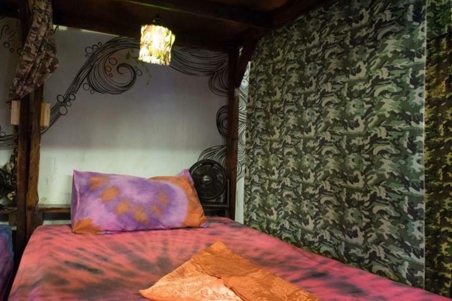 Peacock Hostel Ko Lanta Екстериор снимка